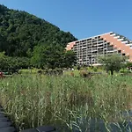 Lb4 Seeblick Haus Mit Direktem Seezugang Am Ossiachersee Apartment *
