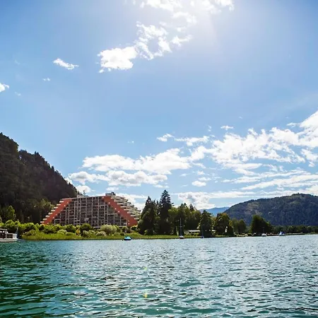 Lb4 Seeblick Haus Mit Direktem Seezugang Am Ossiachersee Apartmán *