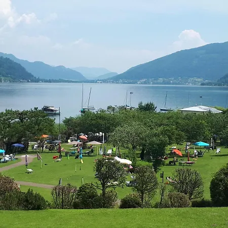 דירה Lb4 Seeblick Haus Mit Direktem Seezugang Am Ossiachersee